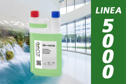 Avant-5400-detergente-professionale-manutentore-autolucidante